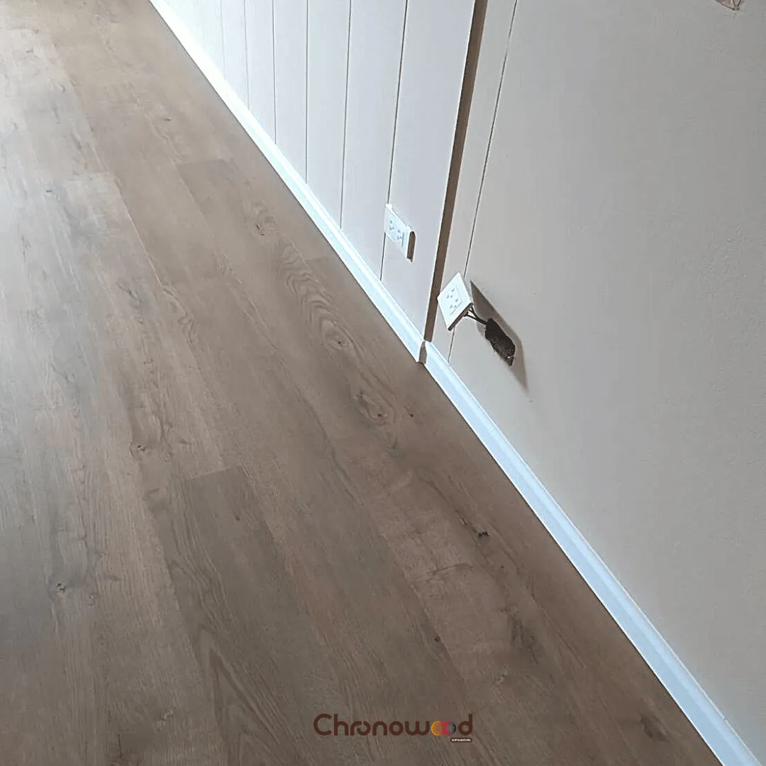 SA105 TOPAZ OAK WOOD Preview 2