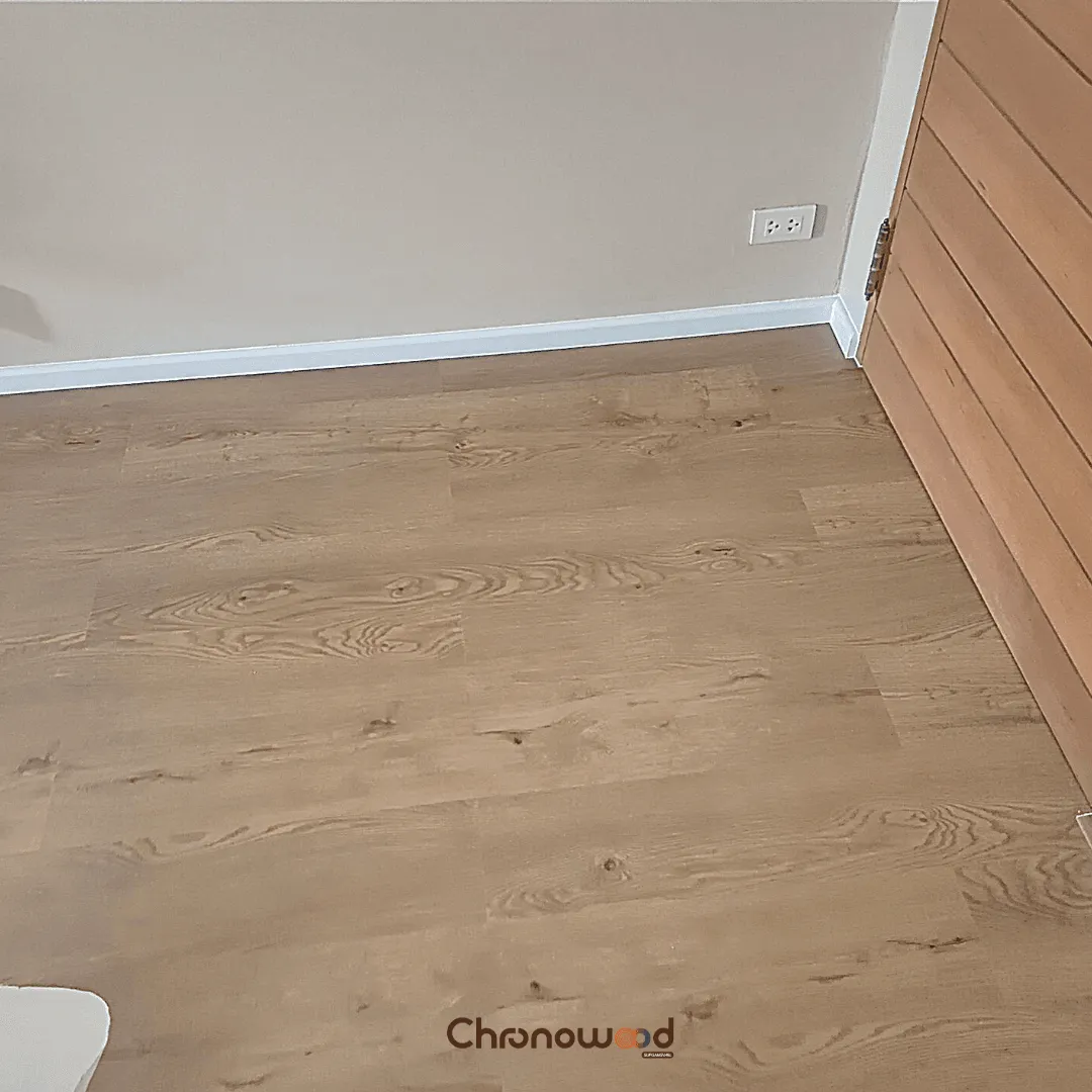 SA105 TOPAZ OAK WOOD Preview 3