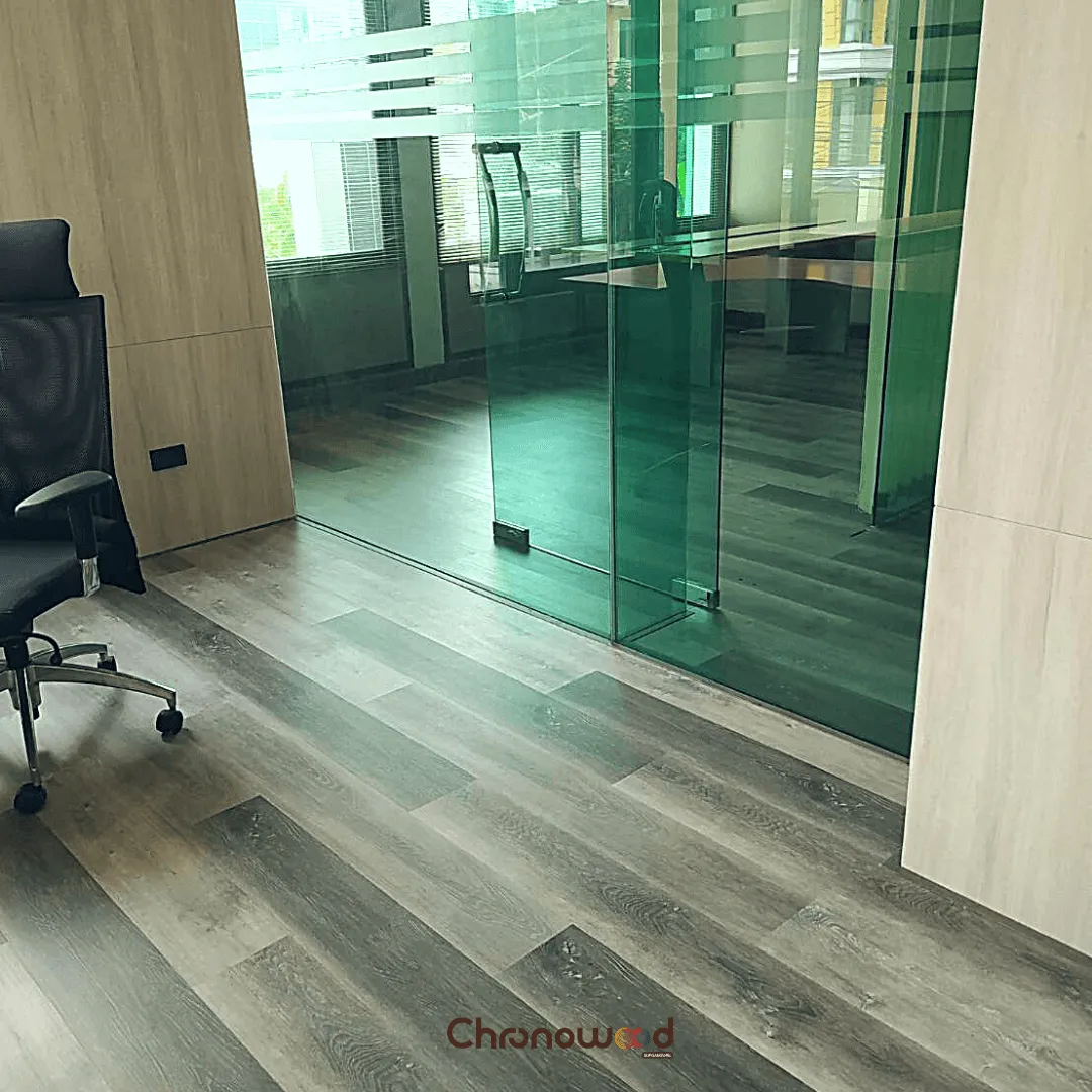 SA140 SMOKE GREY WOOD Preview 4
